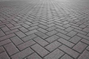 Essential Maintenance Tips for Long-lasting Driveways in Ottawa